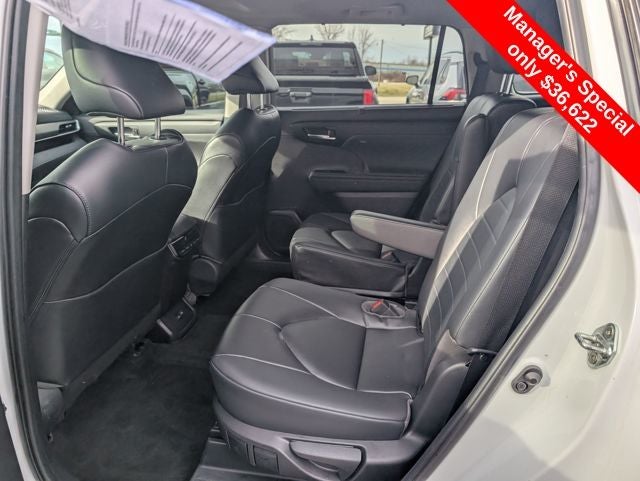 2023 Toyota Highlander XLE