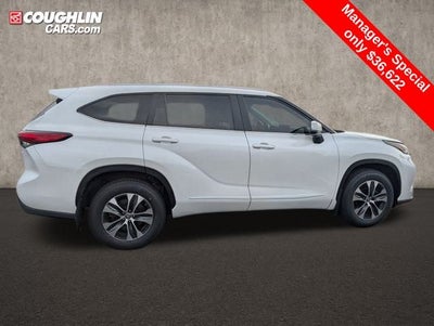 2023 Toyota Highlander XLE