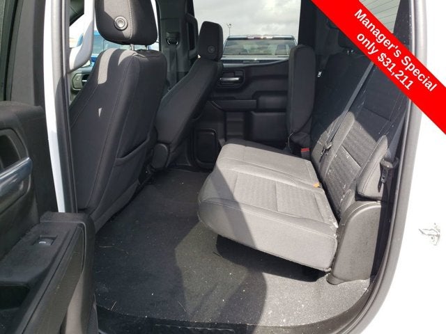 2022 Chevrolet Silverado 1500 4WD Crew Cab 147" Custom