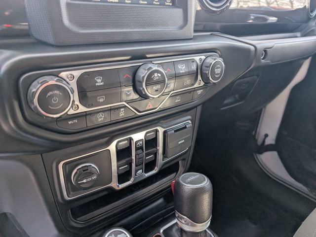 2022 Jeep Gladiator Altitude