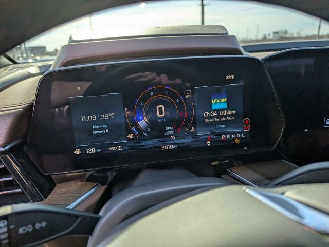 2025 Chevrolet Suburban High Country