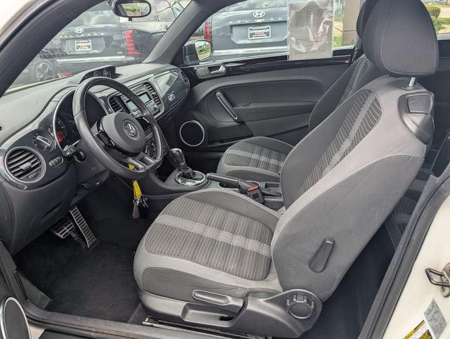 2012 Volkswagen Beetle 2.0 TSi