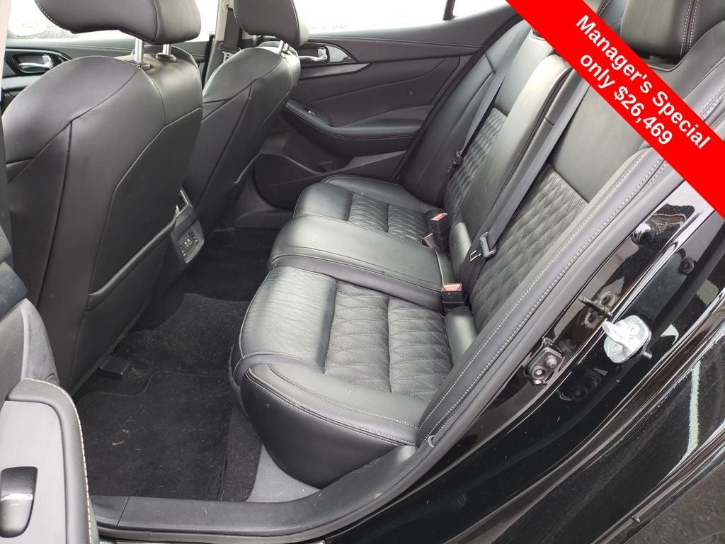 2023 Nissan Maxima Platinum