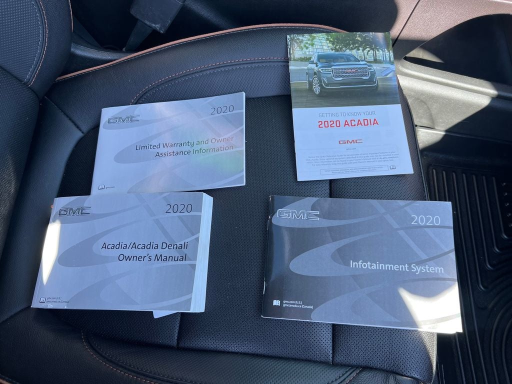 2020 GMC Acadia AT4