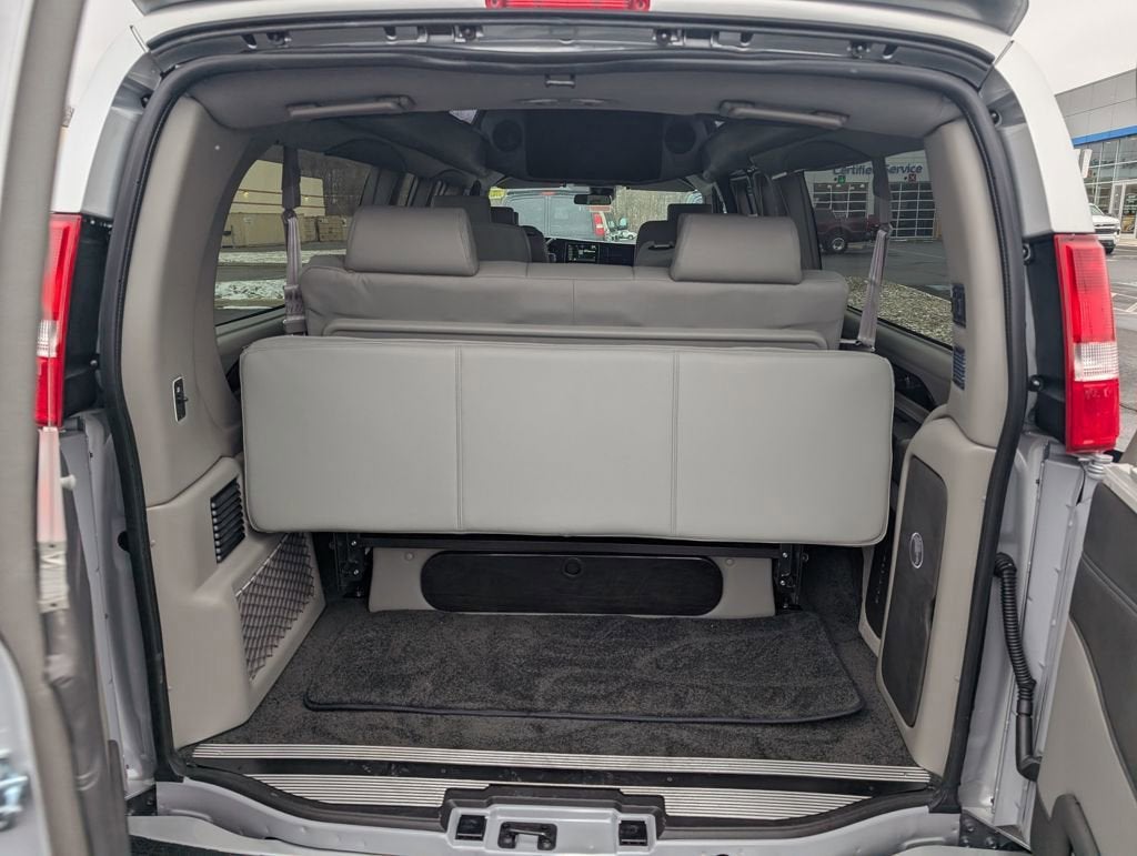 2026 Chevrolet Express Cargo WT