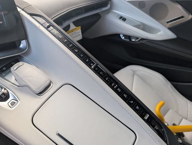 2025 Chevrolet Corvette Stingray 2LT