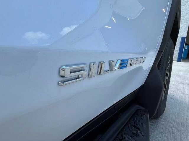 2024 Chevrolet Silverado EV Work Truck - Photo 10