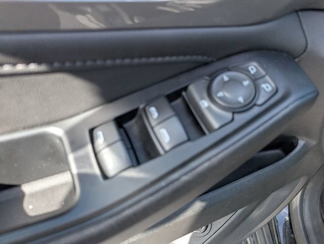2024 Chevrolet Traverse Limited LT Cloth