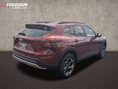 2025 Chevrolet Trax LT