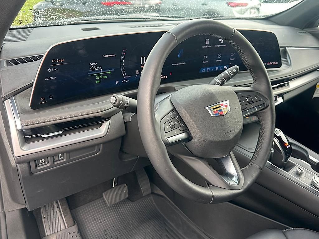 2025 Cadillac XT4 Premium Luxury