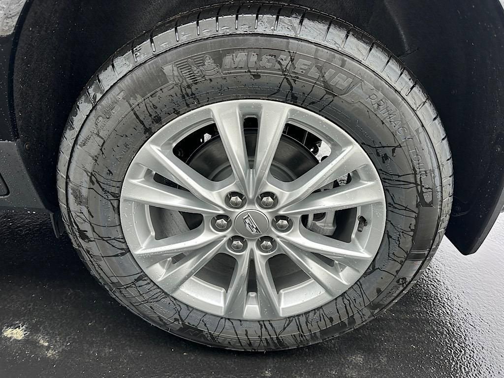 2025 Cadillac XT5 Luxury