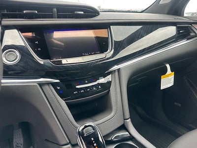 2025 Cadillac XT6 Premium Luxury