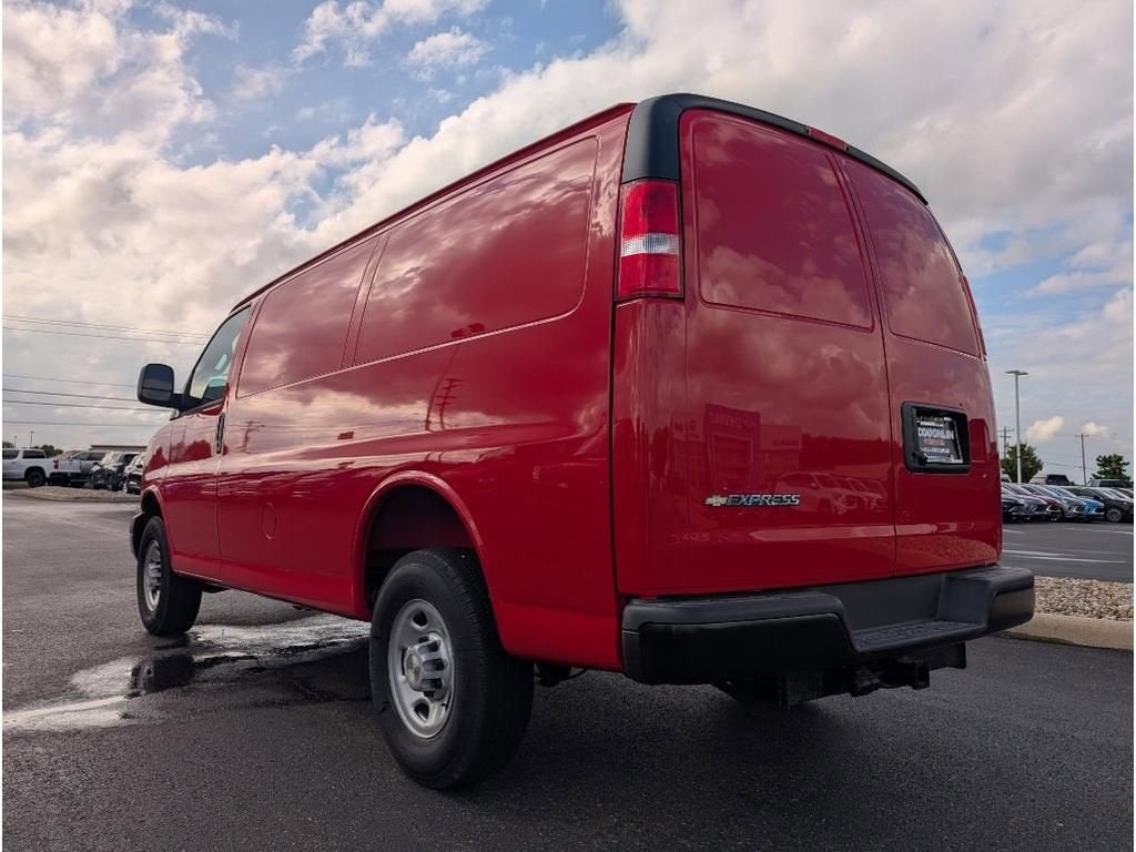2025 Chevrolet Express Cargo 2500 WT