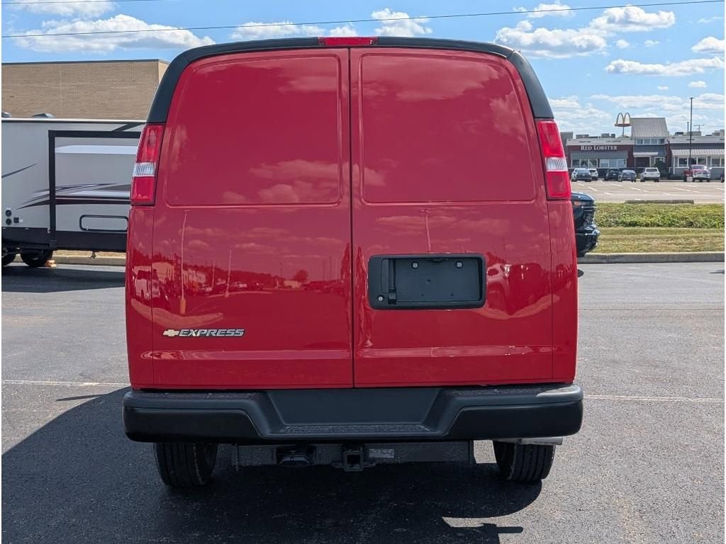 2025 Chevrolet Express Cargo 2500 WT