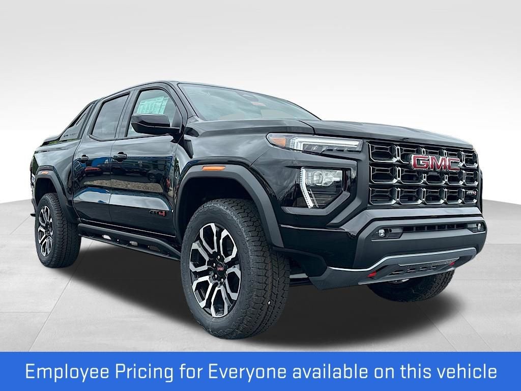 2025 GMC Canyon AT4