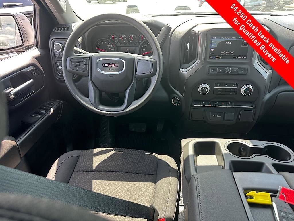 2025 GMC Sierra 1500 Pro