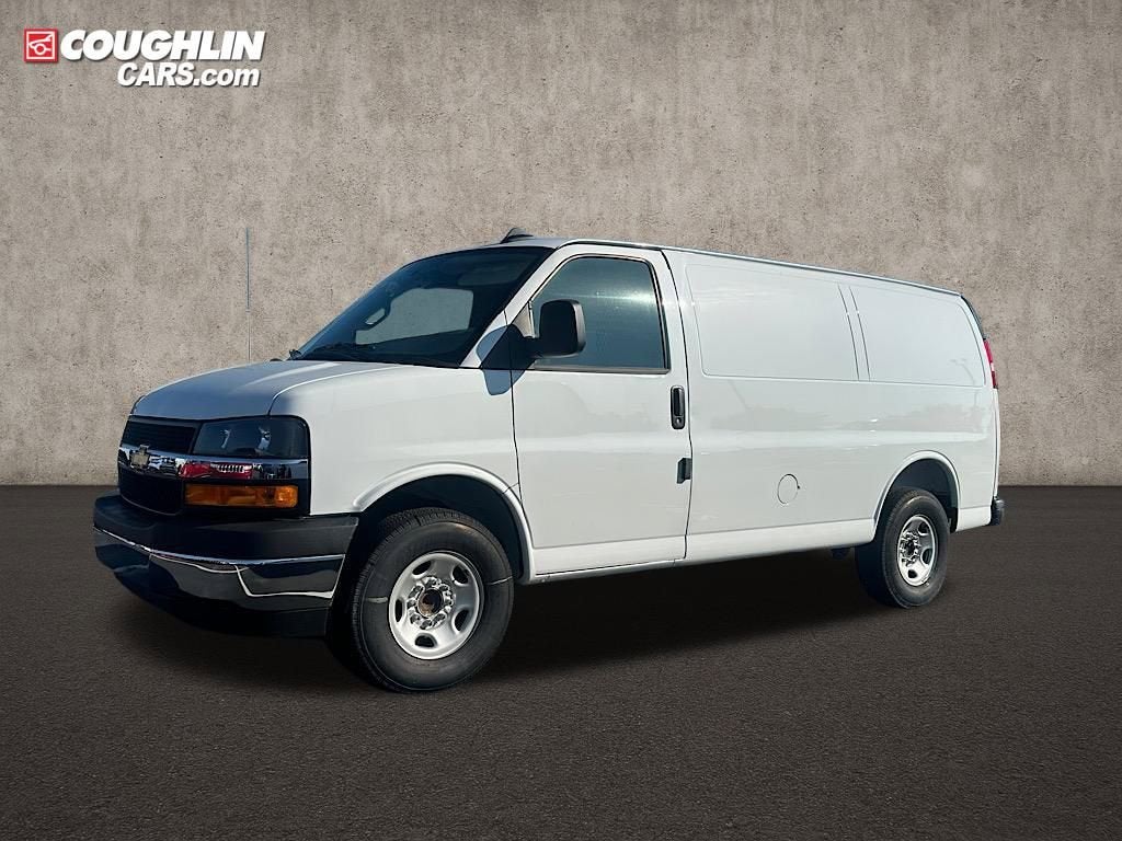 2025 Chevrolet Express Cargo 2500 WT