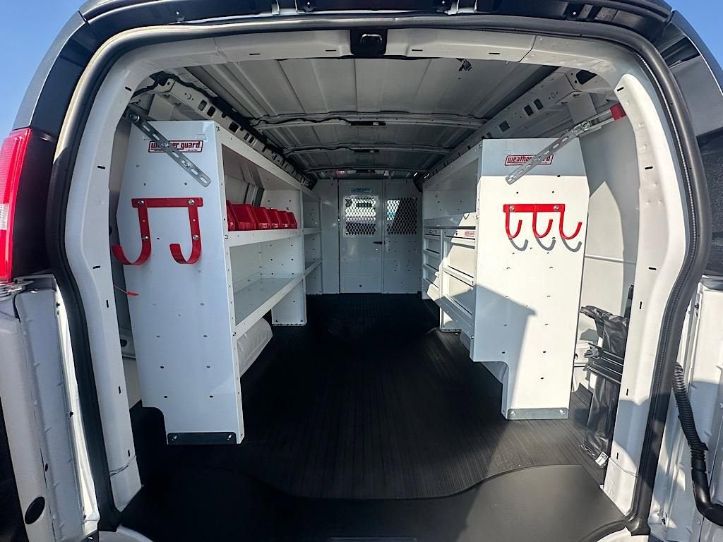 2025 Chevrolet Express Cargo 2500 WT