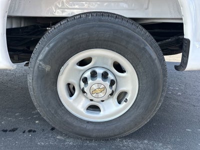 2025 Chevrolet Express Cargo 3500 WT