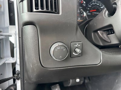 2025 Chevrolet Express Cargo 3500 WT