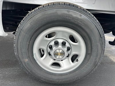 2025 Chevrolet Express Cargo 3500 WT