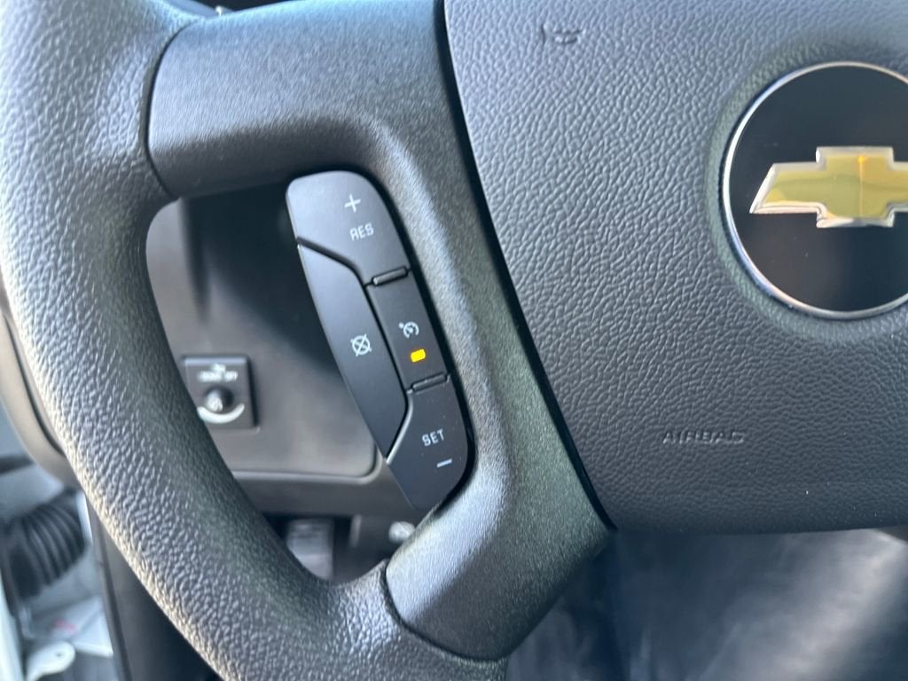 2025 Chevrolet Express Cargo 3500 WT