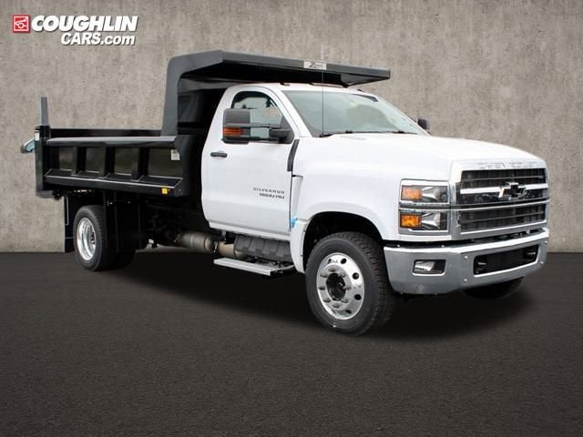 2024 Chevrolet Silverado 5500 HD Work Truck