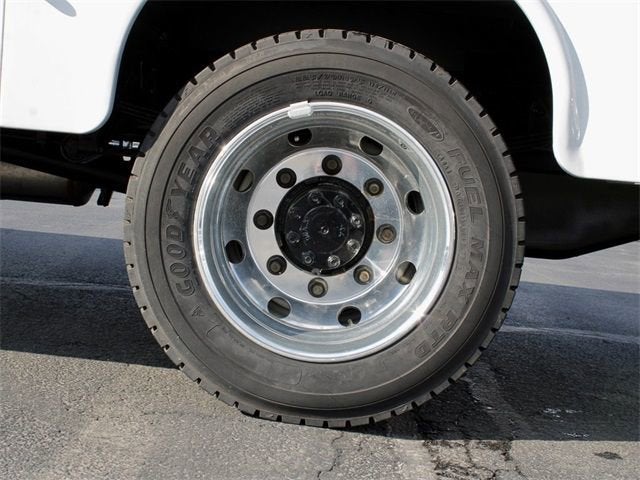 2024 Chevrolet Silverado 5500 HD Work Truck