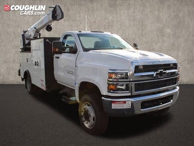 2023 Chevrolet Silverado 6500 HD Work Truck