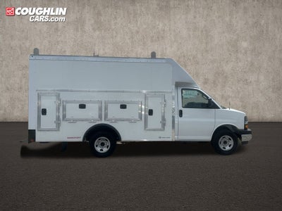 2025 Chevrolet Express Cutaway 3500 1WT