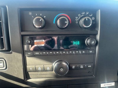 2025 Chevrolet Express Cutaway 3500 1WT