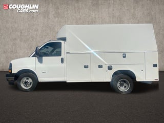 2025 Chevrolet Express Cutaway 3500 1WT