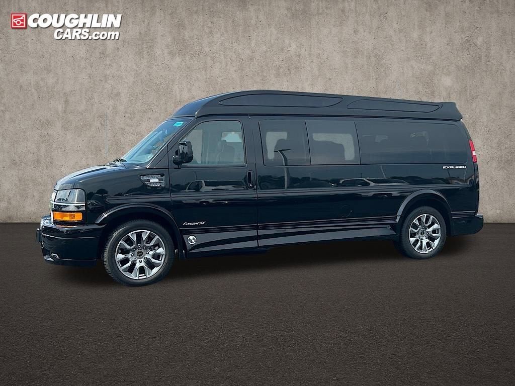 2025 Chevrolet Express Cargo 2500 WT