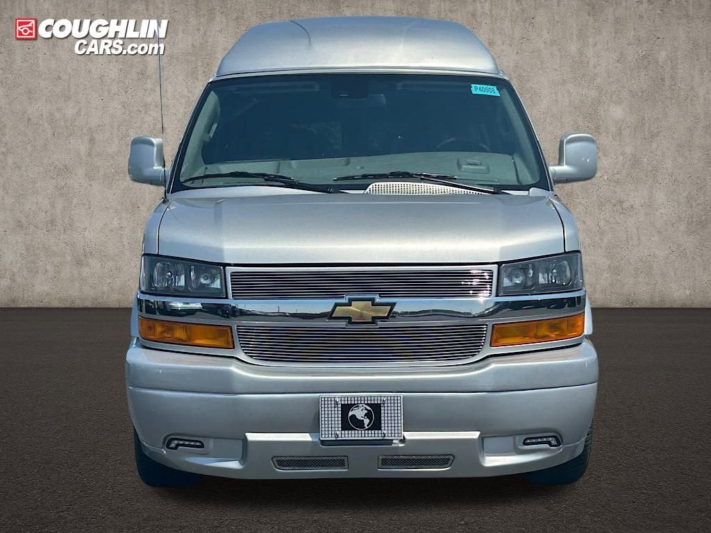 2025 Chevrolet Express Cargo 2500 WT