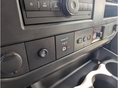 2025 Chevrolet Express Cargo 3500 WT