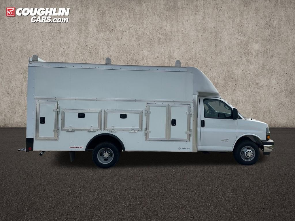 2026 Chevrolet Express Cutaway 4500 2WT