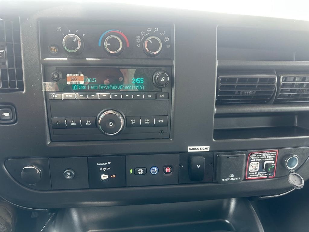 2025 Chevrolet Express Cutaway 4500 2WT