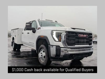 2025 GMC Sierra 3500 HD Chassis Cab Pro