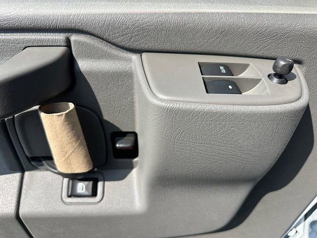 2025 Chevrolet Express Cargo 3500 WT