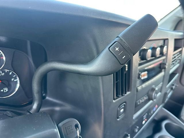 2025 GMC Savana Cargo 2500 Work Van