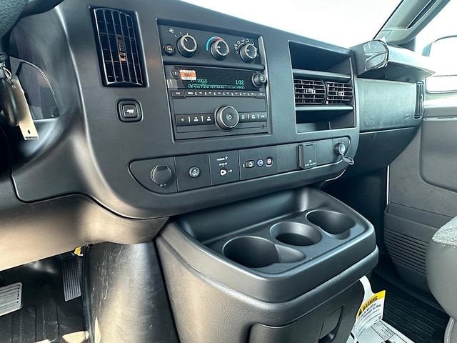 2025 GMC Savana Cargo 2500 Work Van