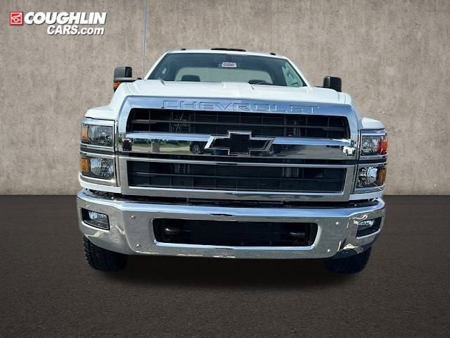 2024 Chevrolet Silverado 6500 HD Work Truck
